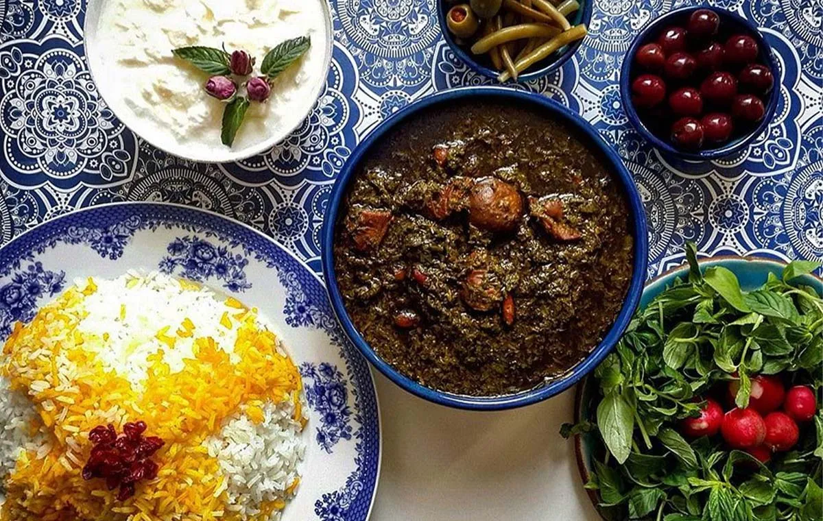 ادویه برای خوشمزه شدن قورمه سبزی