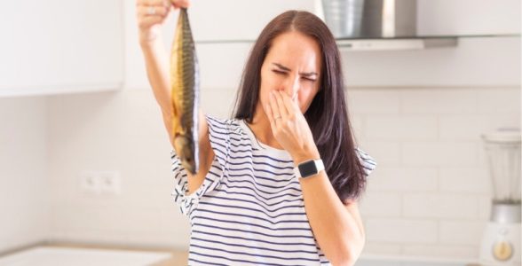 ادویه برای از بین بردن بوی ماهی